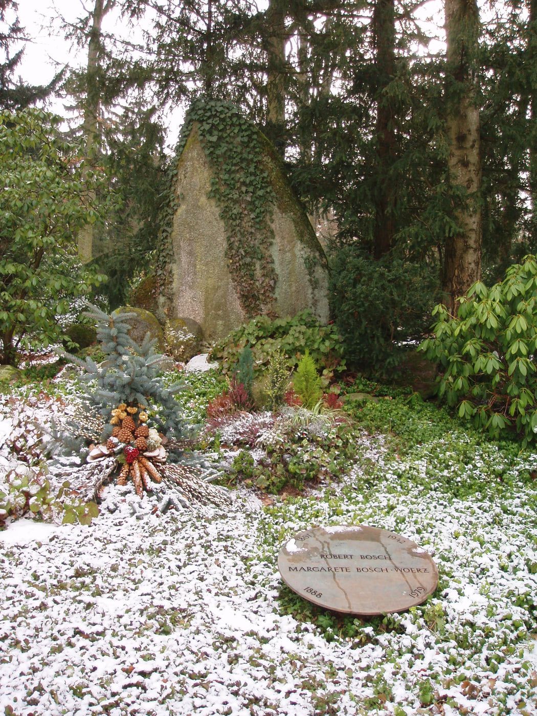 Grabstätte von Robert Bosch auf Waldfriedhof Stuttgart